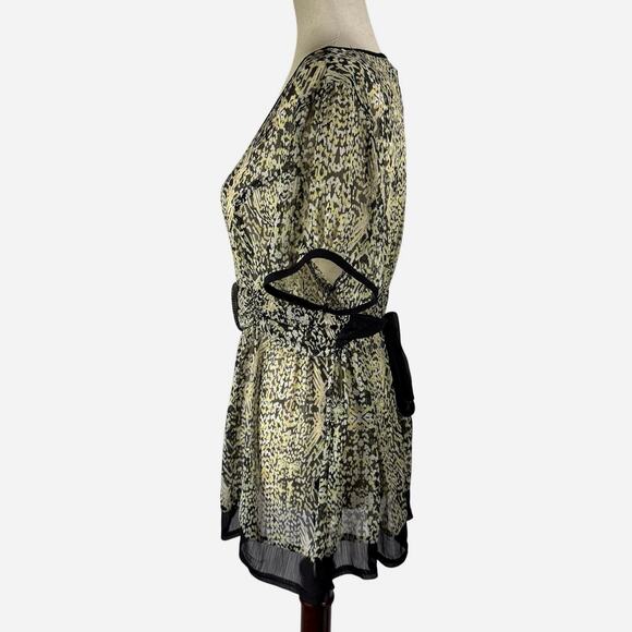 Essentials by Milano Women's Sheer Babydoll Blouse Short Sleeve Casual size XL - Picture 2 of 10